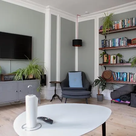 Beautiful And Classic Apartament Kopenhaga