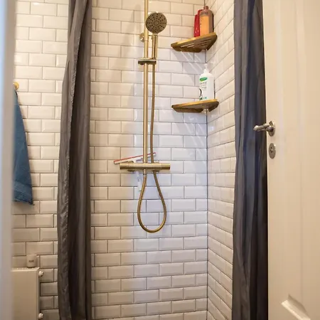 Beautiful And Classic Apartament *